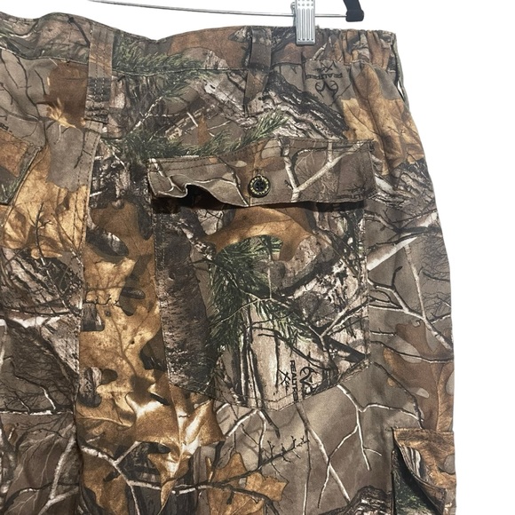 Realtree Xtra Camo Cargo Hunting Pants Size XL 40 - 42 Waist Band - Picture 6 of 9